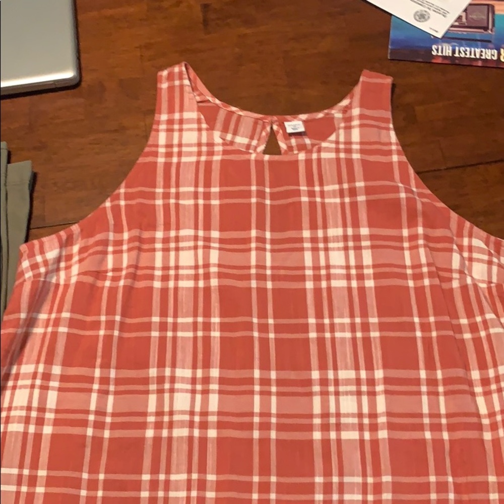 Women’s dress tank top